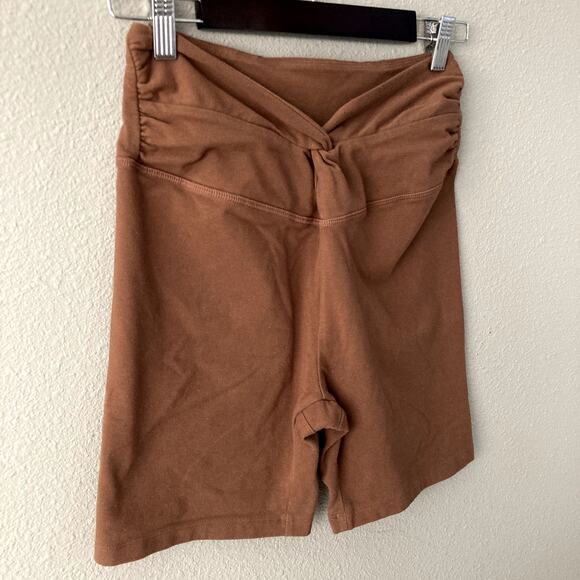 Pink by Victoria's Secret Twist Waist Biker Shorts - Brown - Medium - Picture 7 of 7